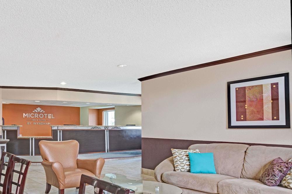 Microtel Inn & Suites By Wyndham Houston/Webster/Nasa/Clearlake Nassau Bay Екстериор снимка